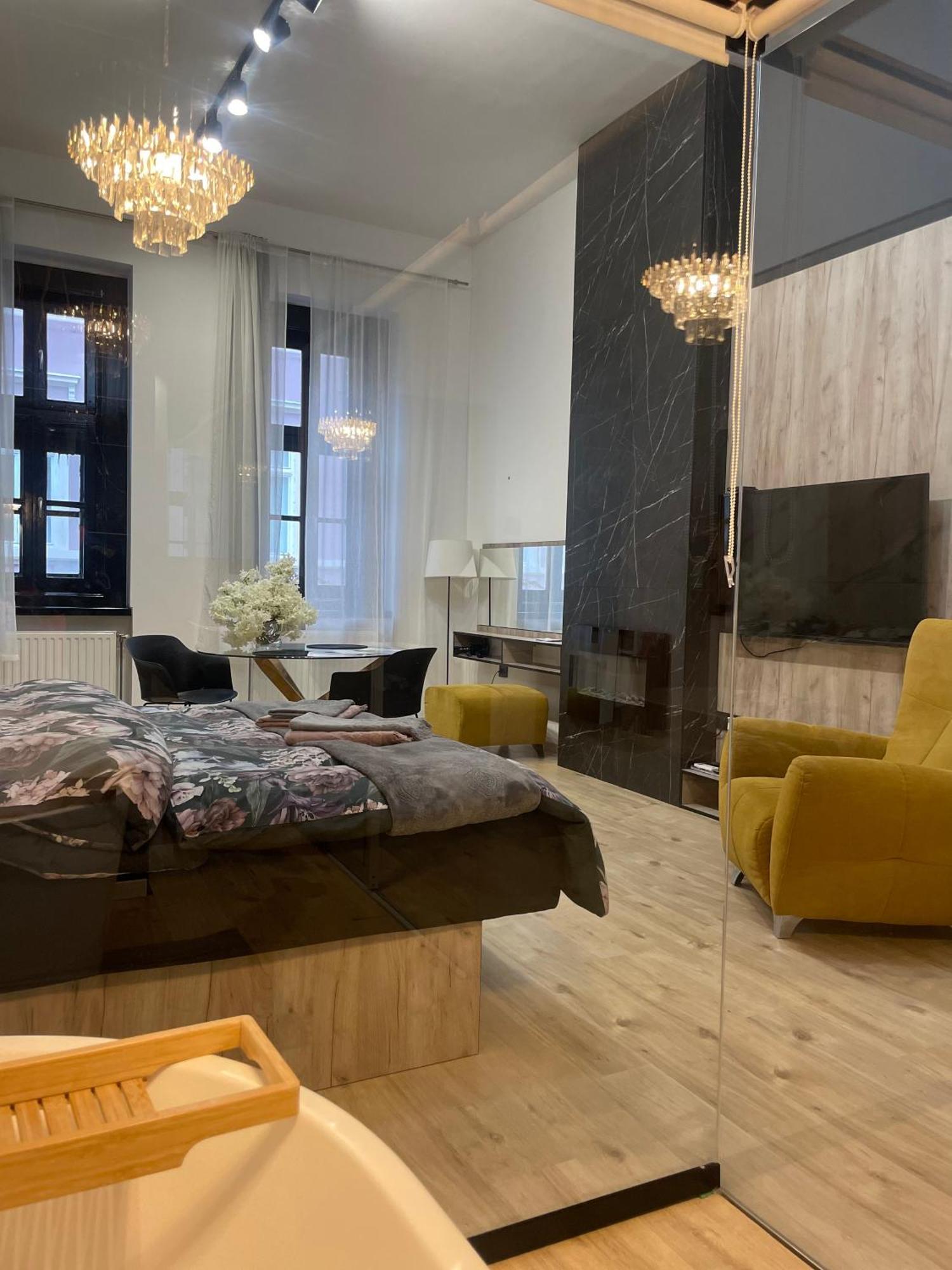 Ferienwohnung Lux Dabich Novi Sad Exterior foto